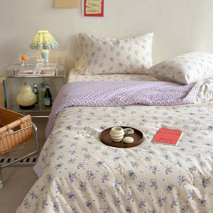 91家纺网 家纺一手货源 找家纺 星期八 2023新款复古碎花全棉豆豆春秋被四件套 风信子