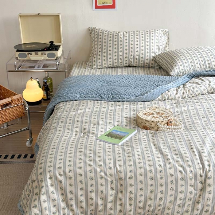 91家纺网 家纺一手货源 找家纺 星期八 2023新款复古碎花全棉豆豆春秋被四件套 可可庄园