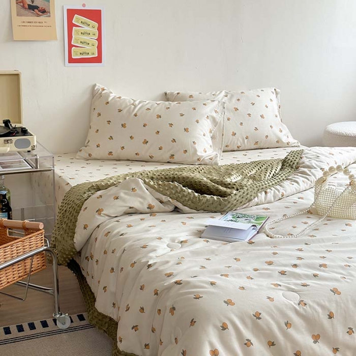 91家纺网 家纺一手货源 找家纺 星期八 2023新款复古碎花全棉豆豆春秋被四件套 小枇杷