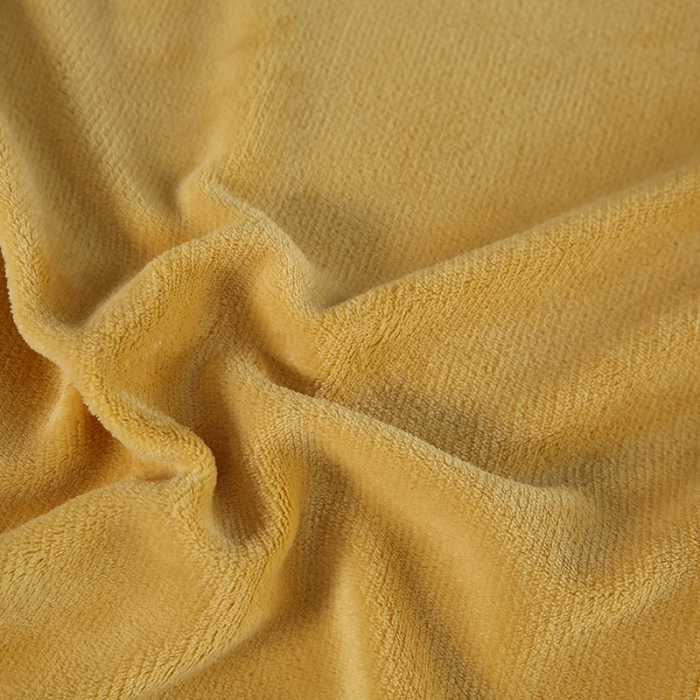 91家纺网 家纺一手货源 找家纺 伊可爱抱枕被 2023新款牛奶绒绣花抱枕被 花之恋-姜黄