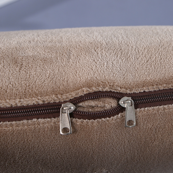 91家纺网 家纺一手货源 找家纺 伊可爱抱枕被 2023新款牛奶绒绣花抱枕被 花之恋-卡其