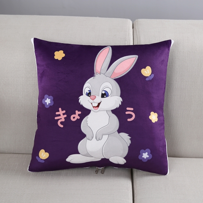 91家纺网 家纺一手货源 找家纺 伊可爱抱枕被 2023新款水晶超柔磨毛四季多针抱枕被 哈哈兔