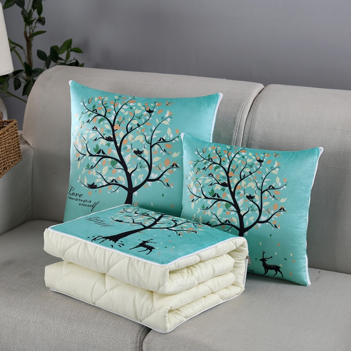 91家纺网 家纺一手货源 找家纺 伊可爱抱枕被 2023新款水晶超柔磨毛四季多针抱枕被 乐园