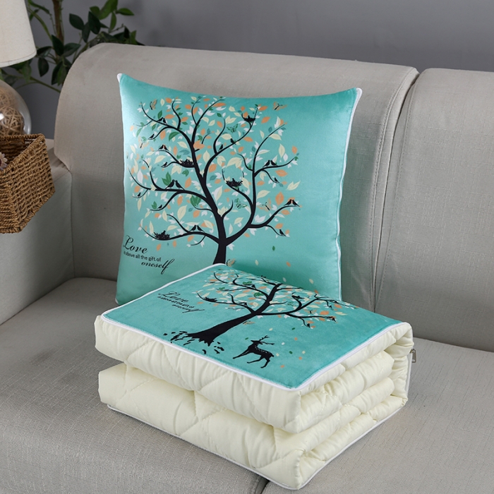 91家纺网 家纺一手货源 找家纺 伊可爱抱枕被 2023新款水晶超柔磨毛四季多针抱枕被 乐园