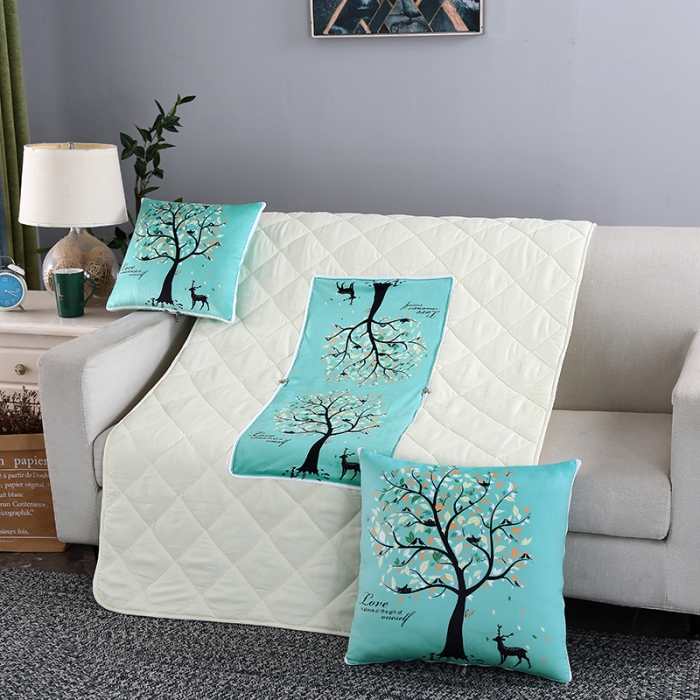 91家纺网 家纺一手货源 找家纺 伊可爱抱枕被 2023新款水晶超柔磨毛四季多针抱枕被 乐园