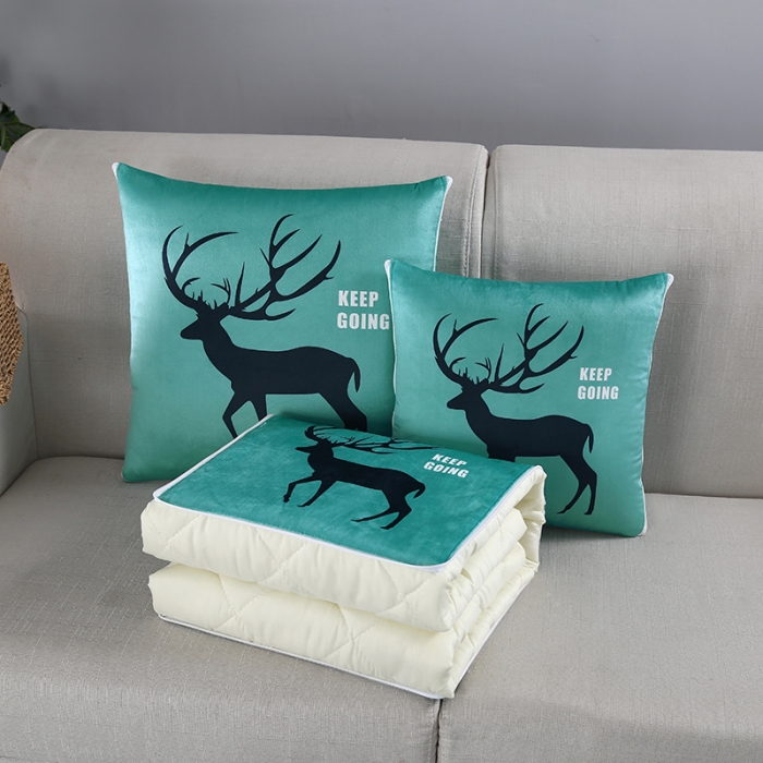 91家纺网 家纺一手货源 找家纺 伊可爱抱枕被 2023新款水晶超柔磨毛四季多针抱枕被 鹿利