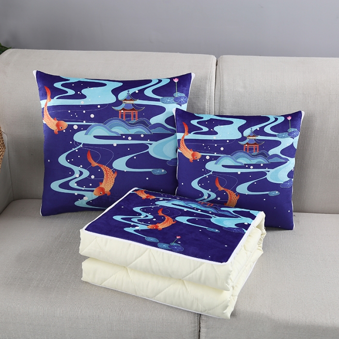 91家纺网 家纺一手货源 找家纺 伊可爱抱枕被 2023新款水晶超柔磨毛四季多针抱枕被 跃龙门