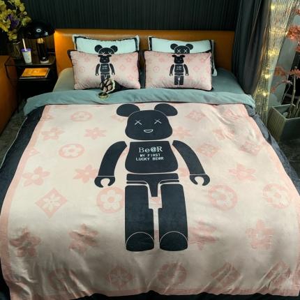 91家纺网 家纺一手货源 找家纺 （总）色鬼布艺 2023新款活性数码印花牛奶绒四件套-场景一