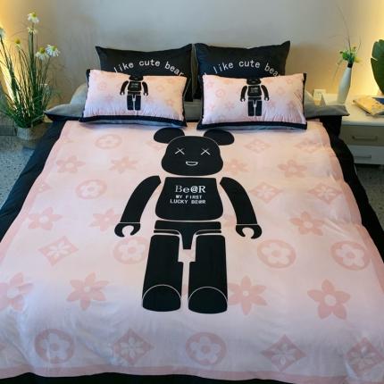 91家纺网 家纺一手货源 找家纺 （总）色鬼布艺 2023新款活性数码印花牛奶绒四件套-场景二