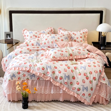 91家纺网 家纺一手货源 找家纺 A类母婴级双层纱水洗棉麻床盖款花边被套四件套蕾丝床裙款床盖款夹棉单被套