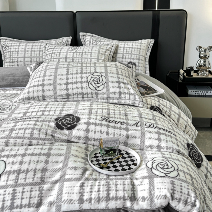 91家纺网 家纺一手货源 找家纺 耀达 2024新款轻奢加厚牛奶绒四件套 小香