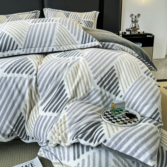 91家纺网 家纺一手货源 找家纺 耀达 2024新款轻奢加厚牛奶绒四件套 简约条纹