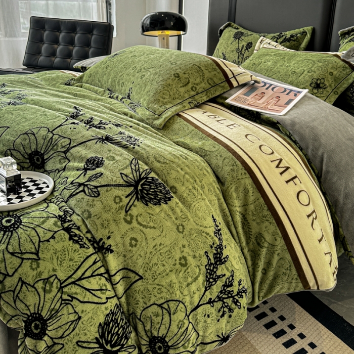 91家纺网 家纺一手货源 找家纺 耀达 2024新款轻奢加厚牛奶绒四件套 绿野花园