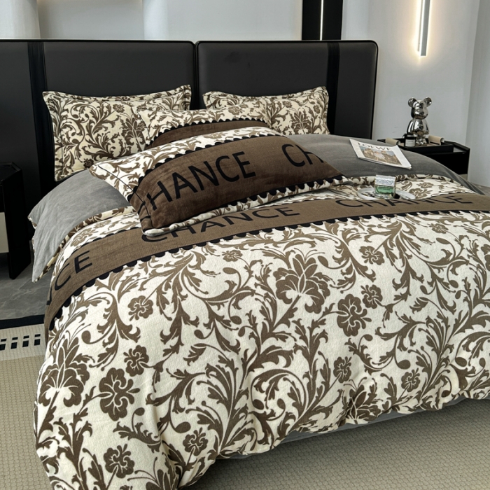 91家纺网 家纺一手货源 找家纺 耀达 2024新款轻奢加厚牛奶绒四件套 绿野森林