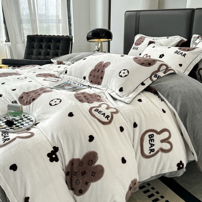 91家纺网 家纺一手货源 找家纺 耀达 2024新款轻奢加厚牛奶绒四件套 甜心兔