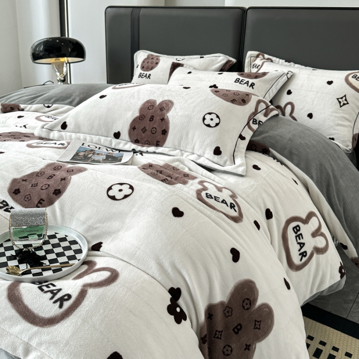 91家纺网 家纺一手货源 找家纺 耀达 2024新款轻奢加厚牛奶绒四件套 甜心兔