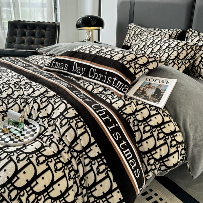 91家纺网 家纺一手货源 找家纺 耀达 2024新款轻奢加厚牛奶绒四件套 迪字母