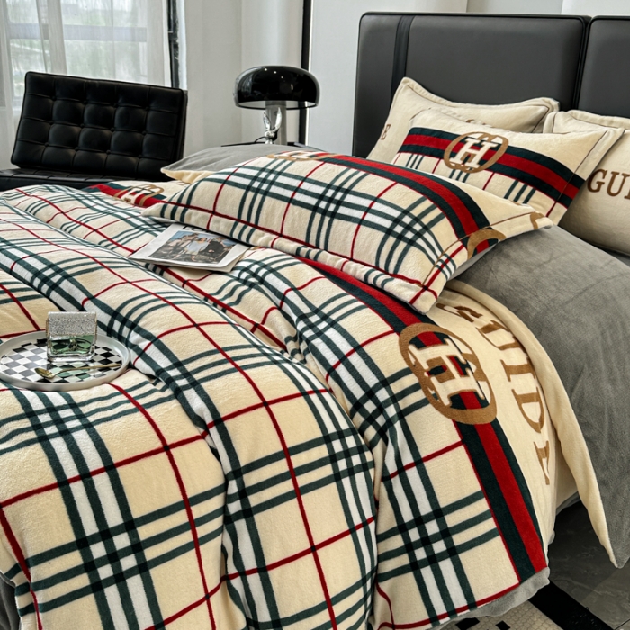 91家纺网 家纺一手货源 找家纺 耀达 2024新款轻奢加厚牛奶绒四件套 巴宝格