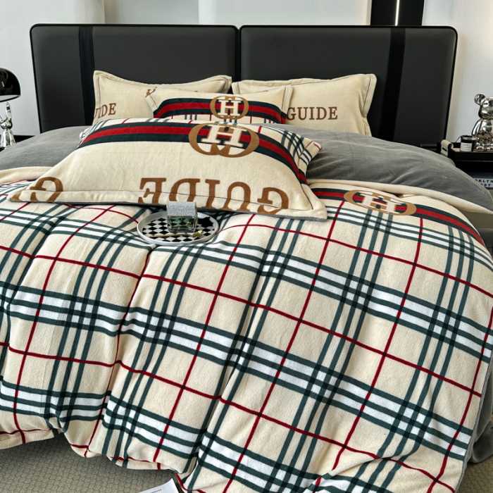 91家纺网 家纺一手货源 找家纺 耀达 2024新款轻奢加厚牛奶绒四件套 巴宝格