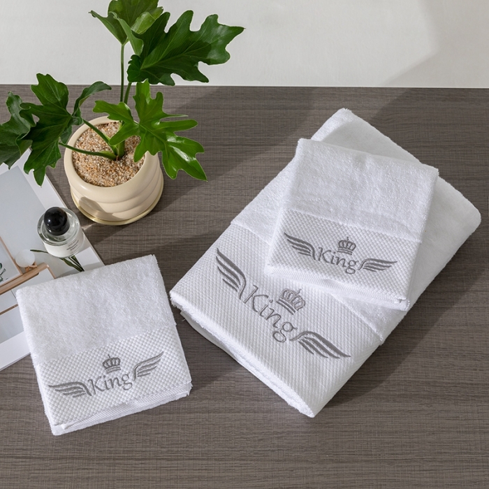 91家纺网 家纺一手货源 找家纺 全棉纯棉五星级酒店浴巾布草宾馆毛巾民宿铂金缎绣花面巾三件套king