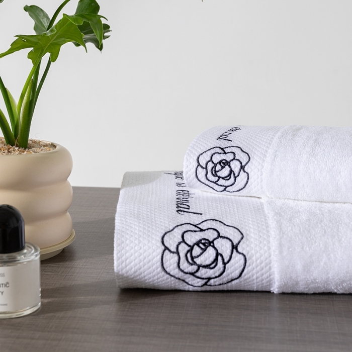 91家纺网 家纺一手货源 找家纺 全棉纯棉五星级酒店浴巾布草宾馆毛巾民宿铂金缎绣花面巾三件套茶花