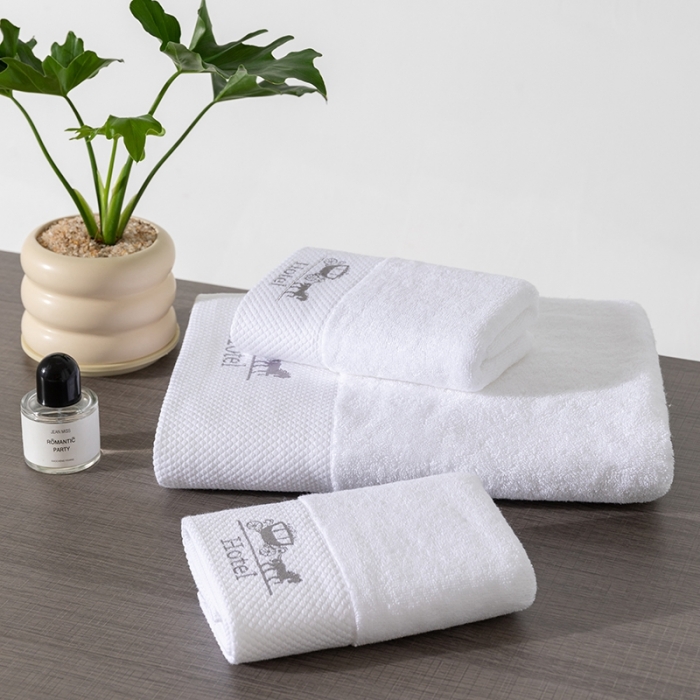 91家纺网 家纺一手货源 找家纺 全棉纯棉五星级酒店浴巾布草宾馆毛巾民宿铂金缎绣花面巾三件套马车