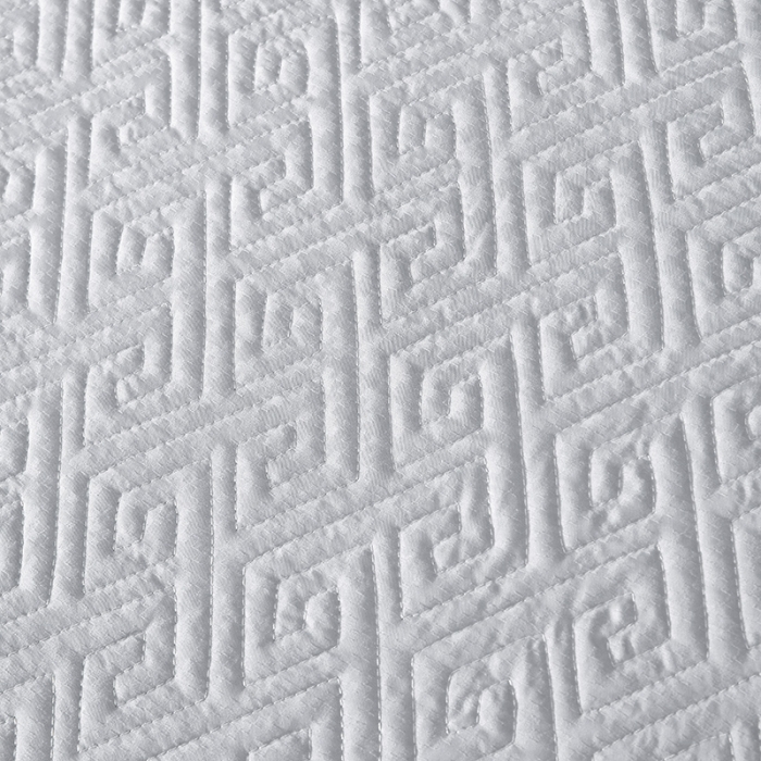 91家纺网 家纺一手货源 找家纺 罗艺轩 2024新款贡缎提花夹棉床裙三件套千鸟格系列 千鸟格-冰灿银