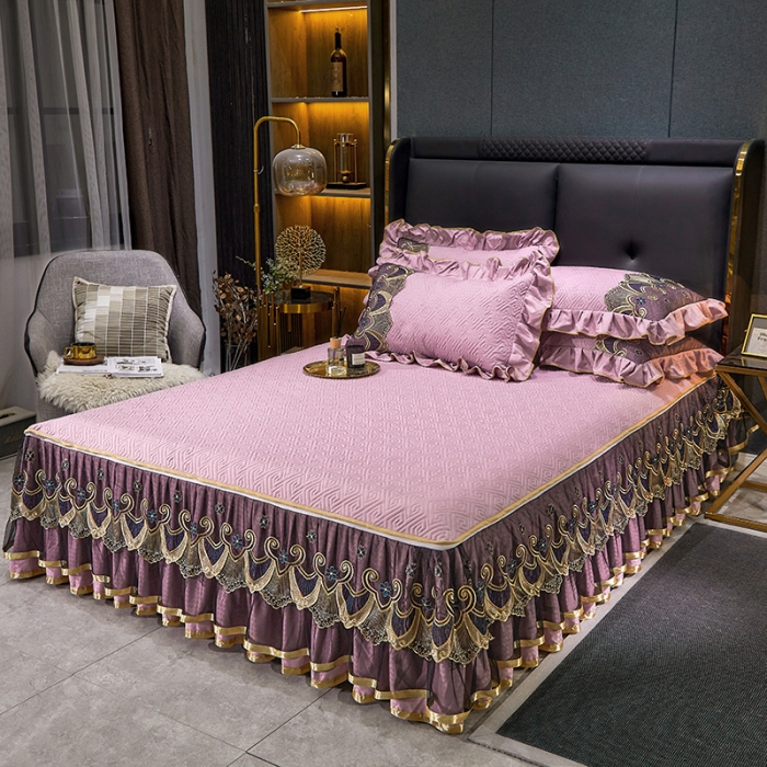 91家纺网 家纺一手货源 找家纺 罗艺轩 2024新款贡缎提花夹棉床裙三件套千鸟格系列 千鸟格-香妃粉