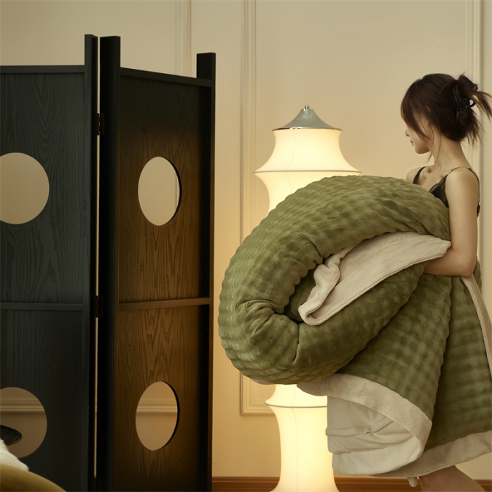 91家纺网 家纺一手货源 找家纺 新月家纺 2024新款保暖简约牛奶绒托斯塞纳四件套 托斯塞纳+玛雅绿