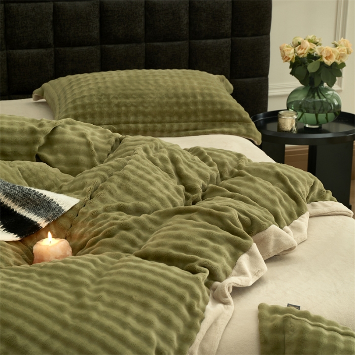 91家纺网 家纺一手货源 找家纺 新月家纺 2024新款保暖简约牛奶绒托斯塞纳四件套 托斯塞纳+玛雅绿