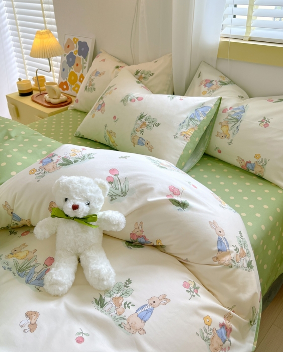 91家纺网 家纺一手货源 找家纺 芊寻 2024新款全棉13372田园风印花系列四件套 蘑菇兔