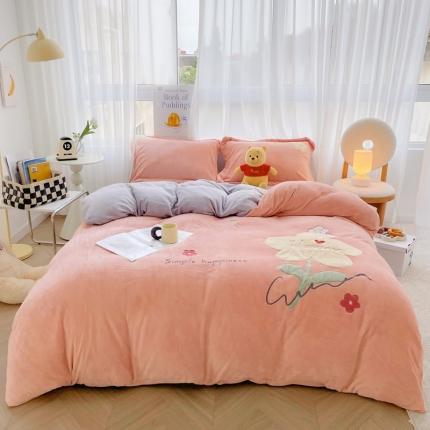 91家纺网 家纺一手货源 找家纺 推推 2025新款毛巾绣贴布绣牛奶绒四件套 花朵-玉色+银灰