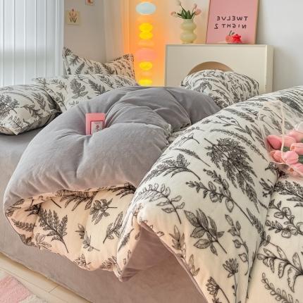 91家纺网 家纺一手货源 找家纺 （总）莱米家纺 2023新款牛奶绒印花单被套法莱绒