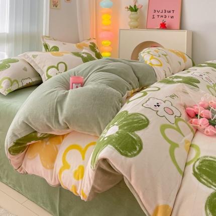 91家纺网 家纺一手货源 找家纺 莱米家纺 2023新款牛奶绒印花单被套法莱绒 花朵小熊