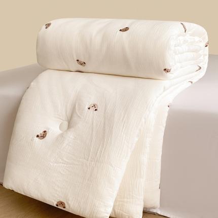 91家纺网 家纺一手货源 找家纺 一加一 2025新款双层纱刺绣大豆被 小熊