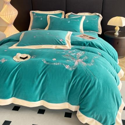 91家纺网 家纺一手货源 找家纺 总2024牛奶绒刺绣四件套8.5斤加厚全消光牛奶绒面料宝宝法兰水晶绒