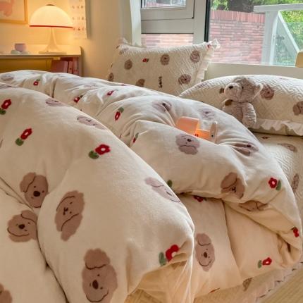 91家纺网 家纺一手货源 找家纺 （总）索飞特 2023新款牛奶绒夹棉绗缝床盖三件套四件套