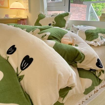 91家纺网 家纺一手货源 找家纺 （总）索飞特 2023新款牛奶绒夹棉绗缝床盖三件套四件套