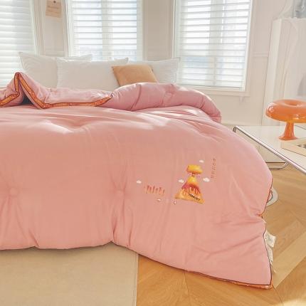 91家纺网 家纺一手货源 找家纺 （总）太阳羽 2023新款小火山60磨毛大豆纤维春秋冬被芯