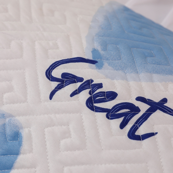 91家纺网 家纺一手货源 找家纺 艾兜坊 2023新款磨毛夹棉花边双人枕套 爱心熊