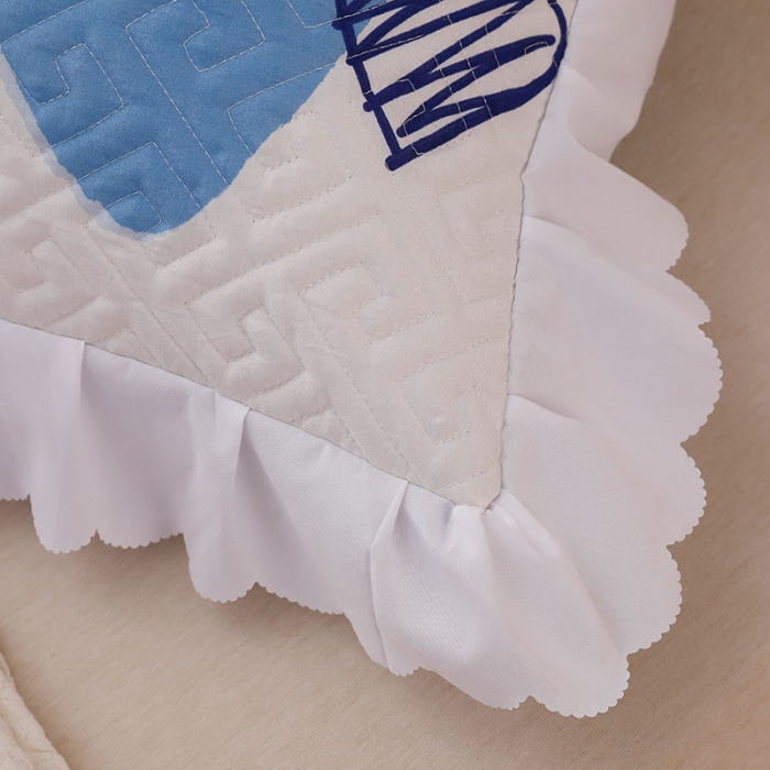 91家纺网 家纺一手货源 找家纺 艾兜坊 2023新款磨毛夹棉花边双人枕套 爱心熊