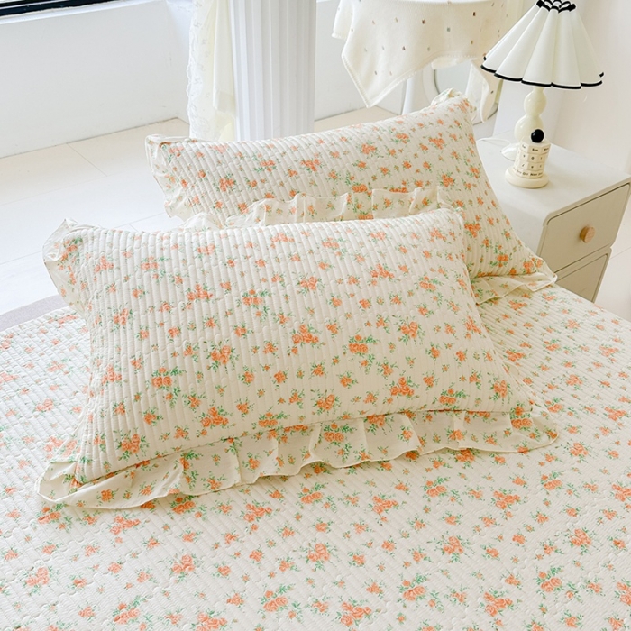 91家纺网 家纺一手货源 找家纺 岚吉 新款40支133*72全棉斜纹夹棉绗缝小花边床盖 芳香