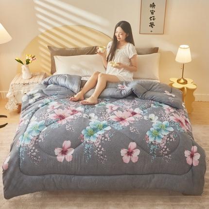 91家纺网 家纺一手货源 找家纺 艾兜坊 2023新款亲肤水洗棉大豆纤维被 被子被芯花间相遇