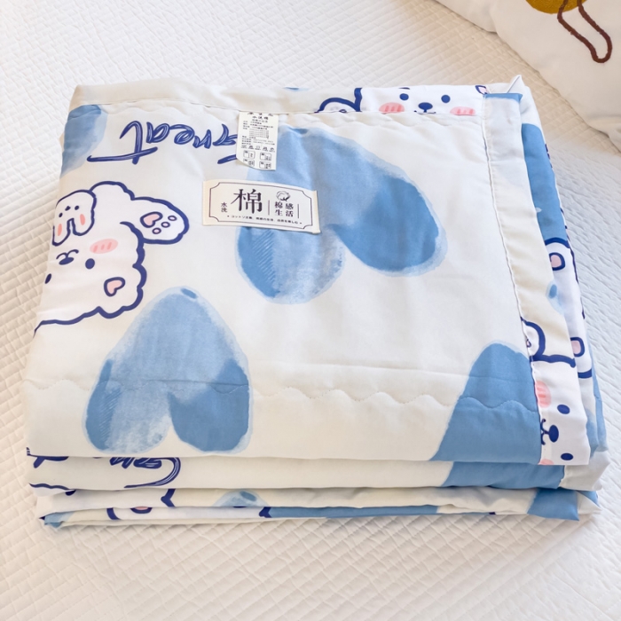 91家纺网 家纺一手货源 找家纺 艾兜坊2023新款水洗棉夏被爱心小熊