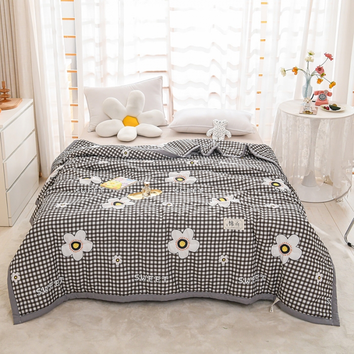 91家纺网 家纺一手货源 找家纺 艾兜坊2023新款水洗棉夏被格子花