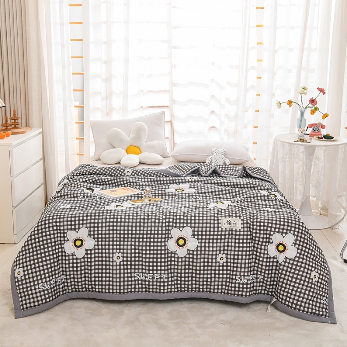 91家纺网 家纺一手货源 找家纺 艾兜坊2023新款水洗棉夏被格子花