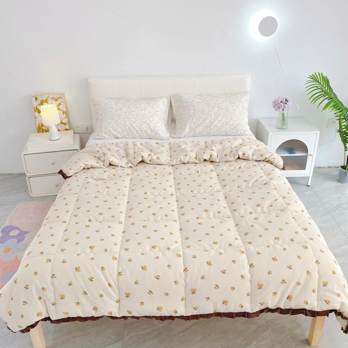 91家纺网 家纺一手货源 找家纺 蓝庭全棉印花花边冬被大豆被春秋被芯被子可机洗 碧桃