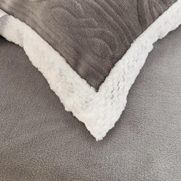 91家纺网 家纺一手货源 找家纺 法澳 2023新款220克牛奶绒雕花烂花多功能单被套 爱莎-浅灰