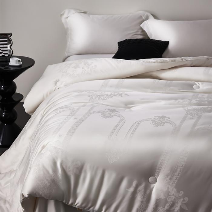 91家纺网 家纺一手货源 找家纺 2024新款51大豆羊绒被芯春秋被天丝棉大豆纤维被子加厚羊毛冬被 富丽堂皇白色