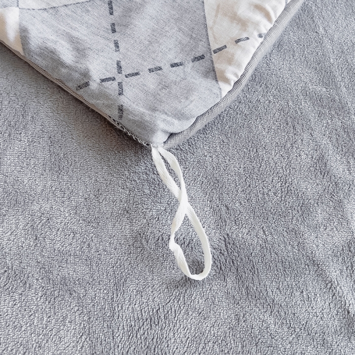 91家纺网 家纺一手货源 找家纺 琪琪阁 2023新款A棉B绒棉加绒牛奶绒四件套单被套 格韵空间